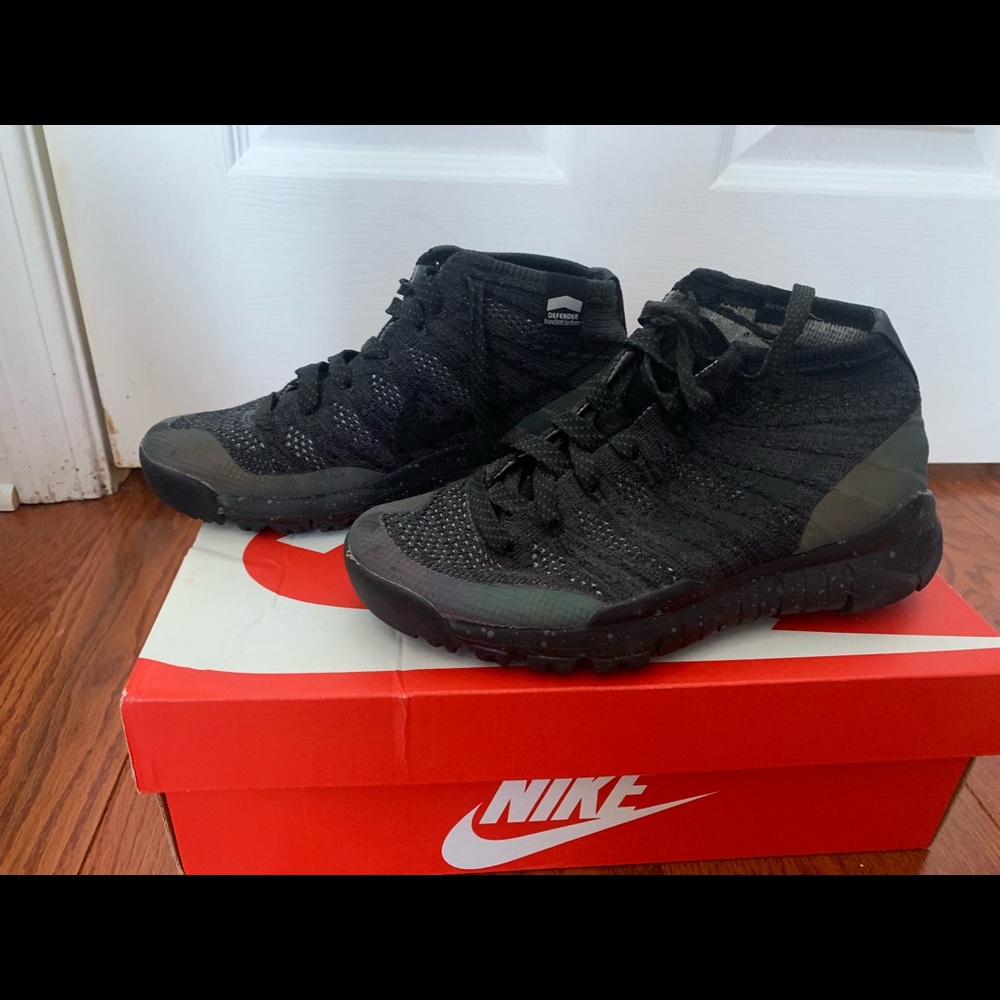 Nike Flyknit Chukkas 3M